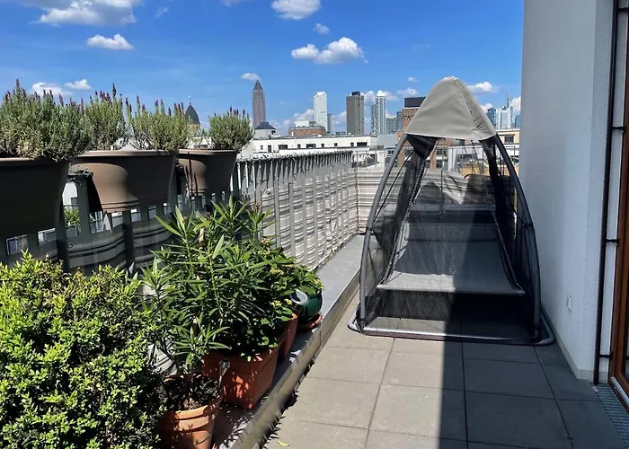 Stylish Penthouse With Large Balcony Apartamento